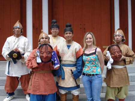 le frere  de yusuke hiroshi et ses amis du club de gigaku