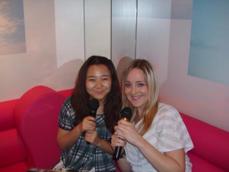 un petit karaoke a 3!!